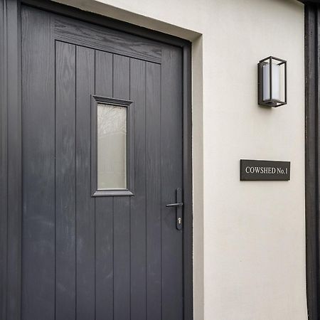Вилла Cowshed 1 - Uk35456 Whitland Экстерьер фото